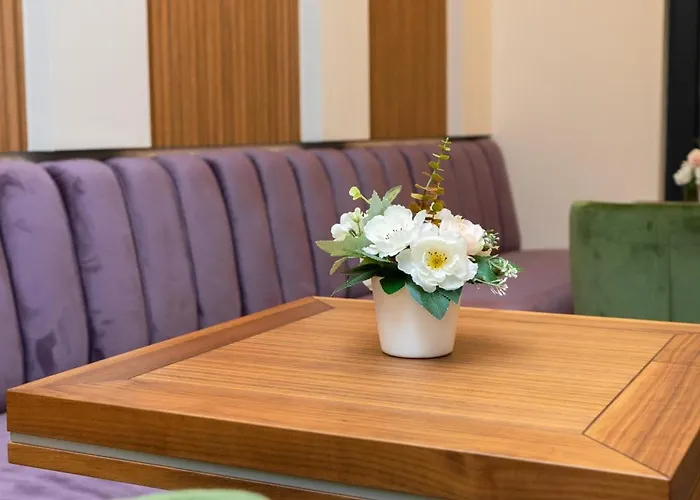 Merak & Caffe Bar krevet i doručak 3*